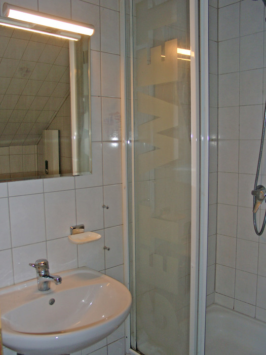Schöne große 1-Zimmer-Wohnung - Photo 5
